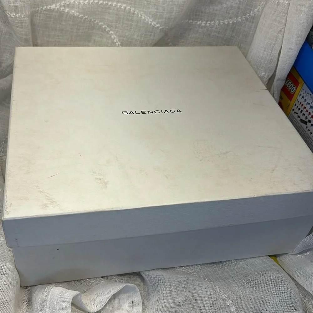 Balenciaga Elegant Brown Wedge Sandals w/box - Picture 14 of 15